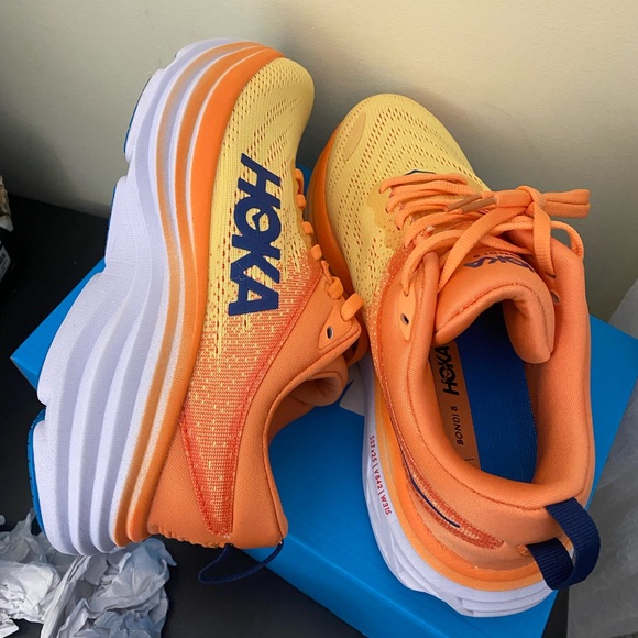 Hoka One One Men's Bondi 8 Running Sneaker Shoes, Size -M7-W8 - Picture 6 of 8